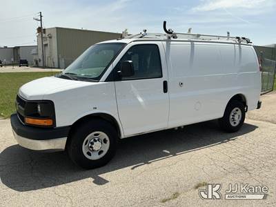 2015 Chevrolet Express G2500 Cargo Van