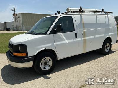 2014 Chevrolet Express G2500 Cargo Van