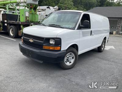 2011 Chevrolet Express G2500 Cargo Van