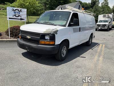 2011 Chevrolet Express G2500 Cargo Van