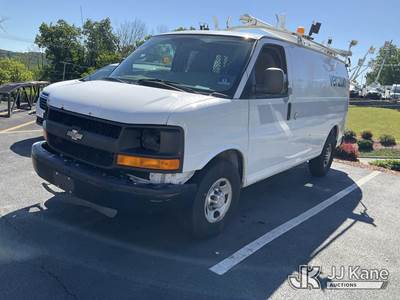 2011 Chevrolet Express G2500 Cargo Van