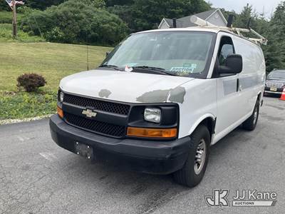 2011 Chevrolet Express G2500 Cargo Van