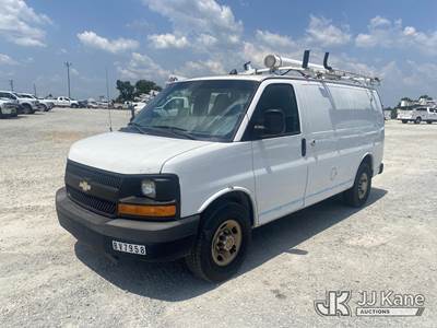 2013 Chevrolet Express G2500 Cargo Van