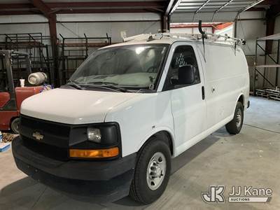 2017 Chevrolet Express G2500 Cargo Van