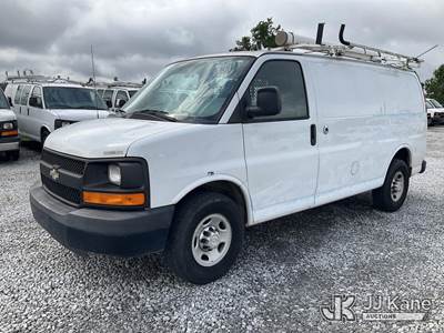 2013 Chevrolet Express G2500 Cargo Van
