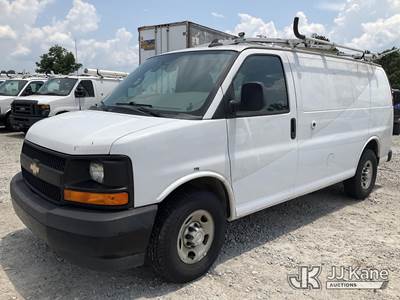 2017 Chevrolet Express G2500 Cargo Van