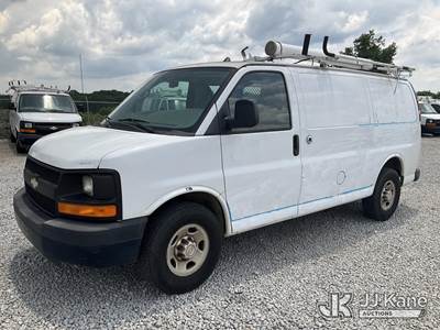 2013 Chevrolet Express G2500 Cargo Van