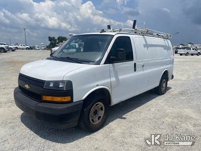 2018 Chevrolet Express G2500 Cargo Van