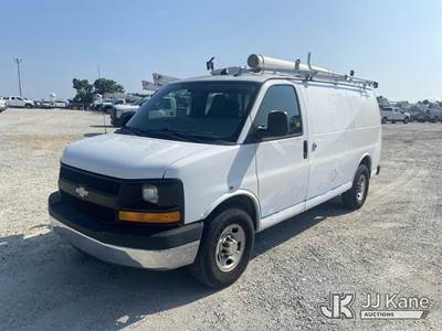 2014 Chevrolet Express G2500 Cargo Van