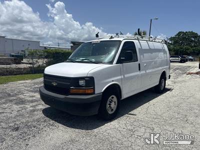 2017 Chevrolet Express G2500 Cargo Van