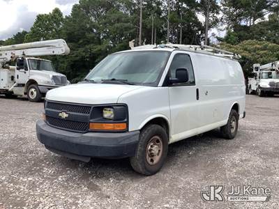 2015 Chevrolet Express G2500 Cargo Van