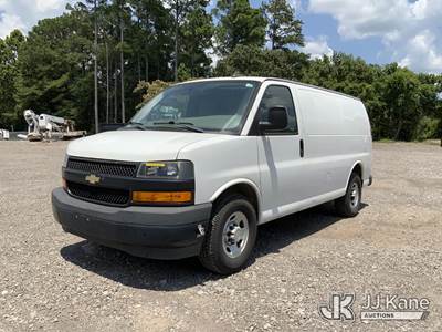 2019 Chevrolet Express G2500 Cargo Van