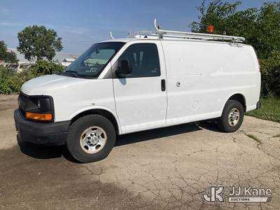 2013 Chevrolet Express G2500 Cargo Van