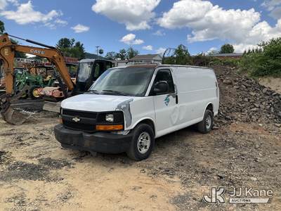 2011 Chevrolet Express G2500 Cargo Van