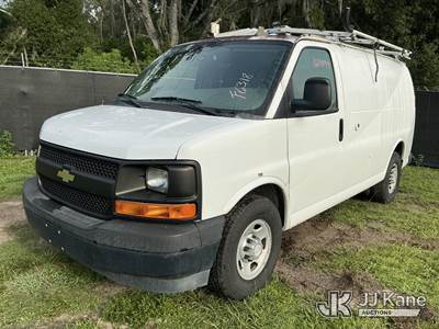 2017 Chevrolet Express G2500 Cargo Van