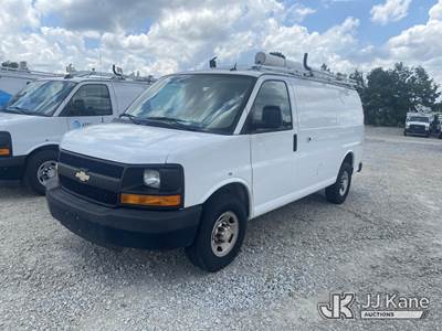 2015 Chevrolet Express G2500 Cargo Van