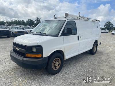2013 Chevrolet Express G2500 Cargo Van