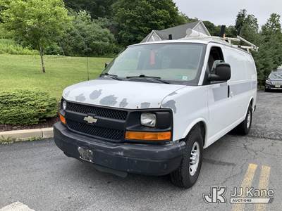 2012 Chevrolet Express G2500 Cargo Van