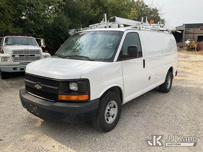 2015 Chevrolet Express G2500 Cargo Van