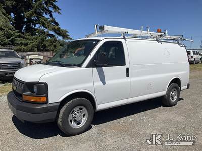2016 Chevrolet Express G2500 Cargo Van