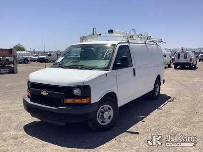 2016 Chevrolet Express G2500 Cargo Van
