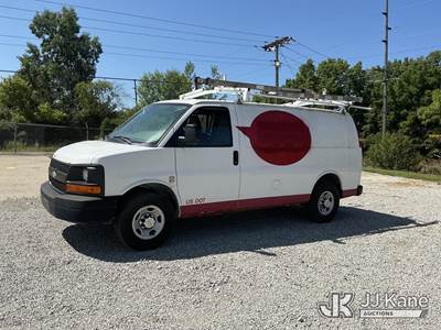 2011 Chevrolet Express G2500 Cargo Van