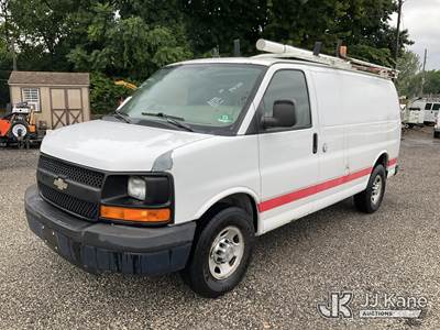 2011 Chevrolet Express G2500 Cargo Van