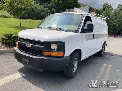 2011 Chevrolet Express G2500 Cargo Van