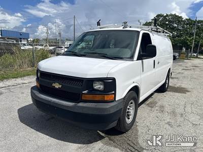 2017 Chevrolet Express G2500 Cargo Van