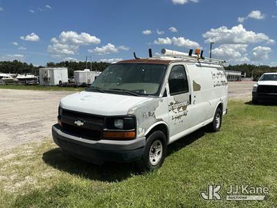 2011 Chevrolet Express G2500 Cargo Van