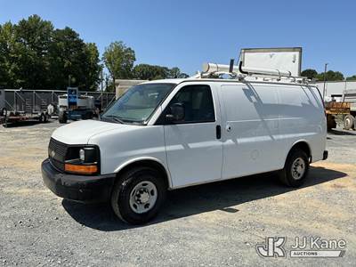 2013 Chevrolet Express G2500 Cargo Van
