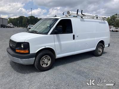 2014 Chevrolet Express G2500 Cargo Van