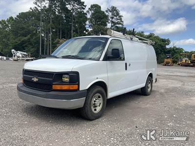 2014 Chevrolet Express G2500 Cargo Van