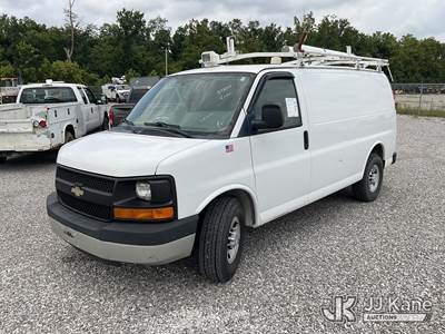 2014 Chevrolet Express G2500 Cargo Van