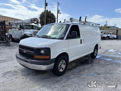 2014 Chevrolet Express G2500 Cargo Van