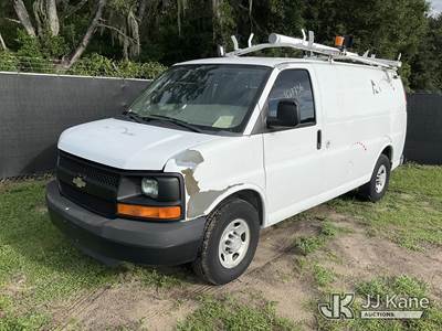 2011 Chevrolet Express G2500 Cargo Van