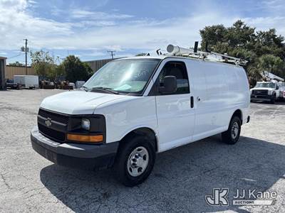2013 Chevrolet Express G2500 Cargo Van