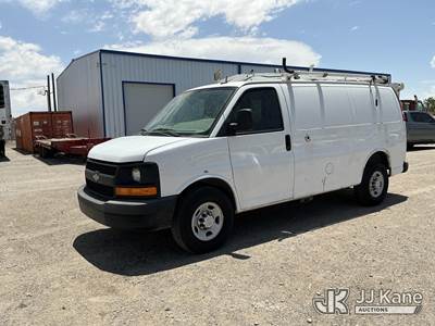 2015 Chevrolet Express G2500 Cargo Van