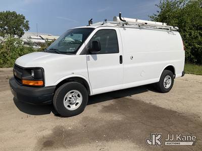 2015 Chevrolet Express G2500 Cargo Van