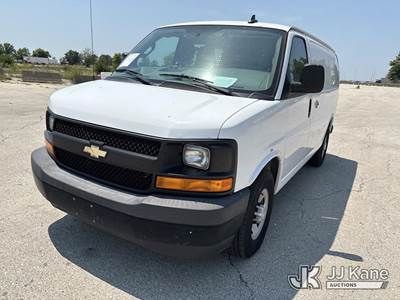 2017 Chevrolet Express G2500 Cargo Van