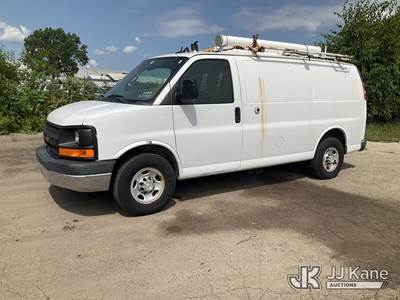2014 Chevrolet Express G2500 Cargo Van