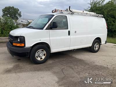 2013 Chevrolet Express G2500 Cargo Van