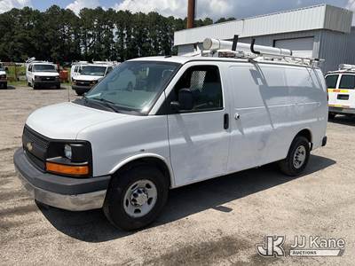 2014 Chevrolet Express G2500 Cargo Van