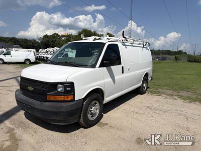 2017 Chevrolet Express G2500 Cargo Van