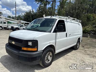 2017 Chevrolet Express G2500 Cargo Van