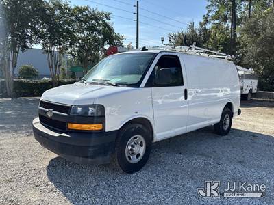 2018 Chevrolet Express G2500 Cargo Van
