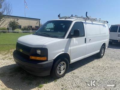 2017 Chevrolet Express G2500 Cargo Van