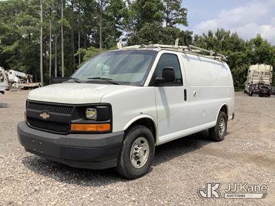 2017 Chevrolet Express G2500 Cargo Van