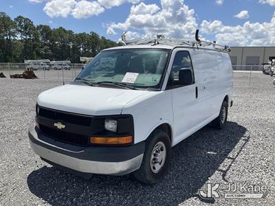 2014 Chevrolet Express G2500 Cargo Van