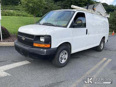 2012 Chevrolet Express G2500 Cargo Van